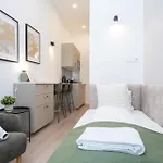 By Hi5-charming Apartment Budapest